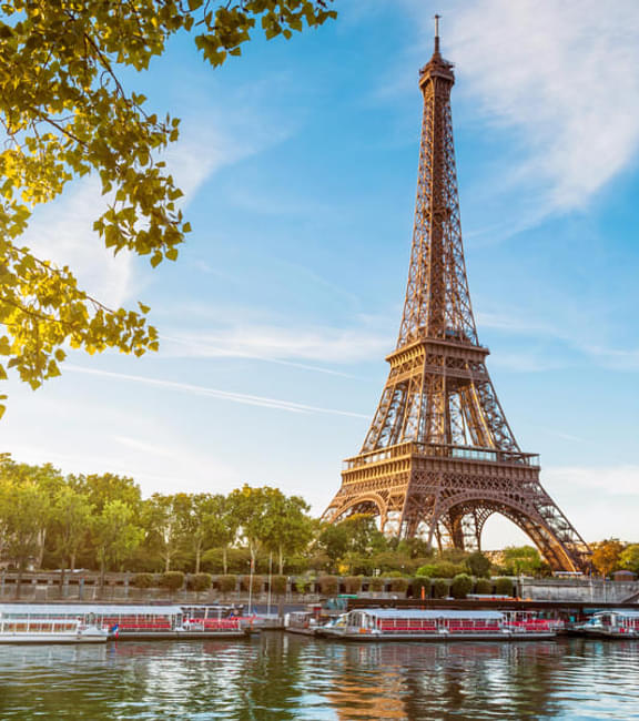 Eiffel Tower Dinner - reserved tickets - PARISCityVISION