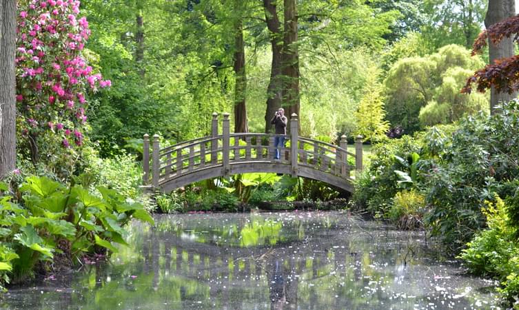 birmingham city centre tourist guides Winterbourne Garden