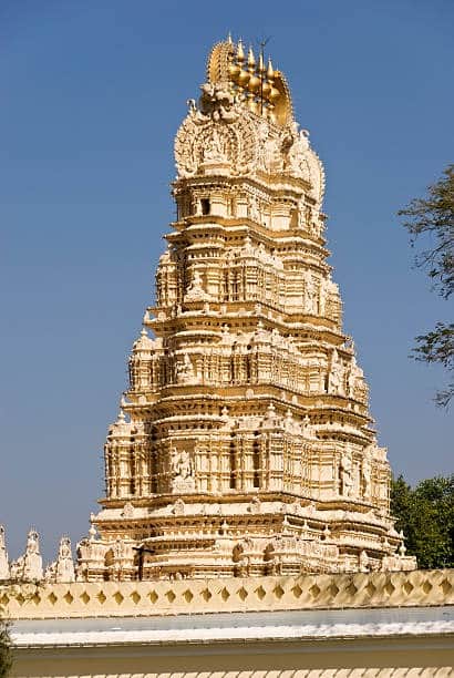 Explore the Hoysala-Inspired Architecture