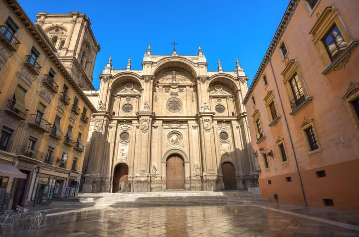 Visit the Cathedral of Granada