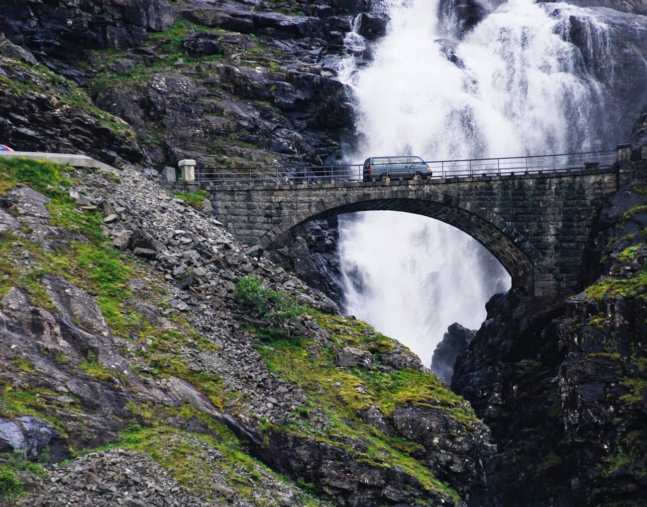 Visit The Beautiful Stigfossen Waterfall