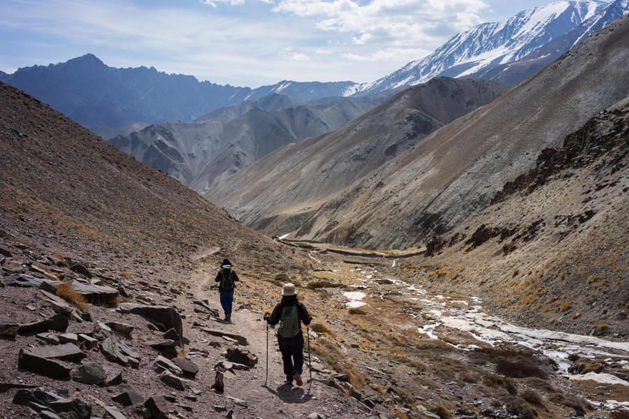 Walk through the rugged trails on your way to Zingchen from Leh