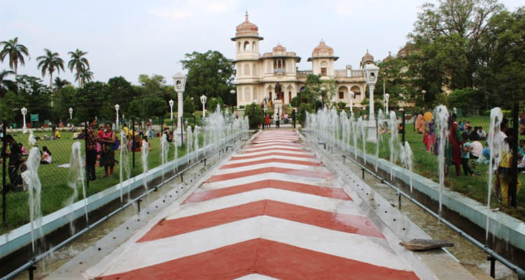 Gulab Bagh Overview