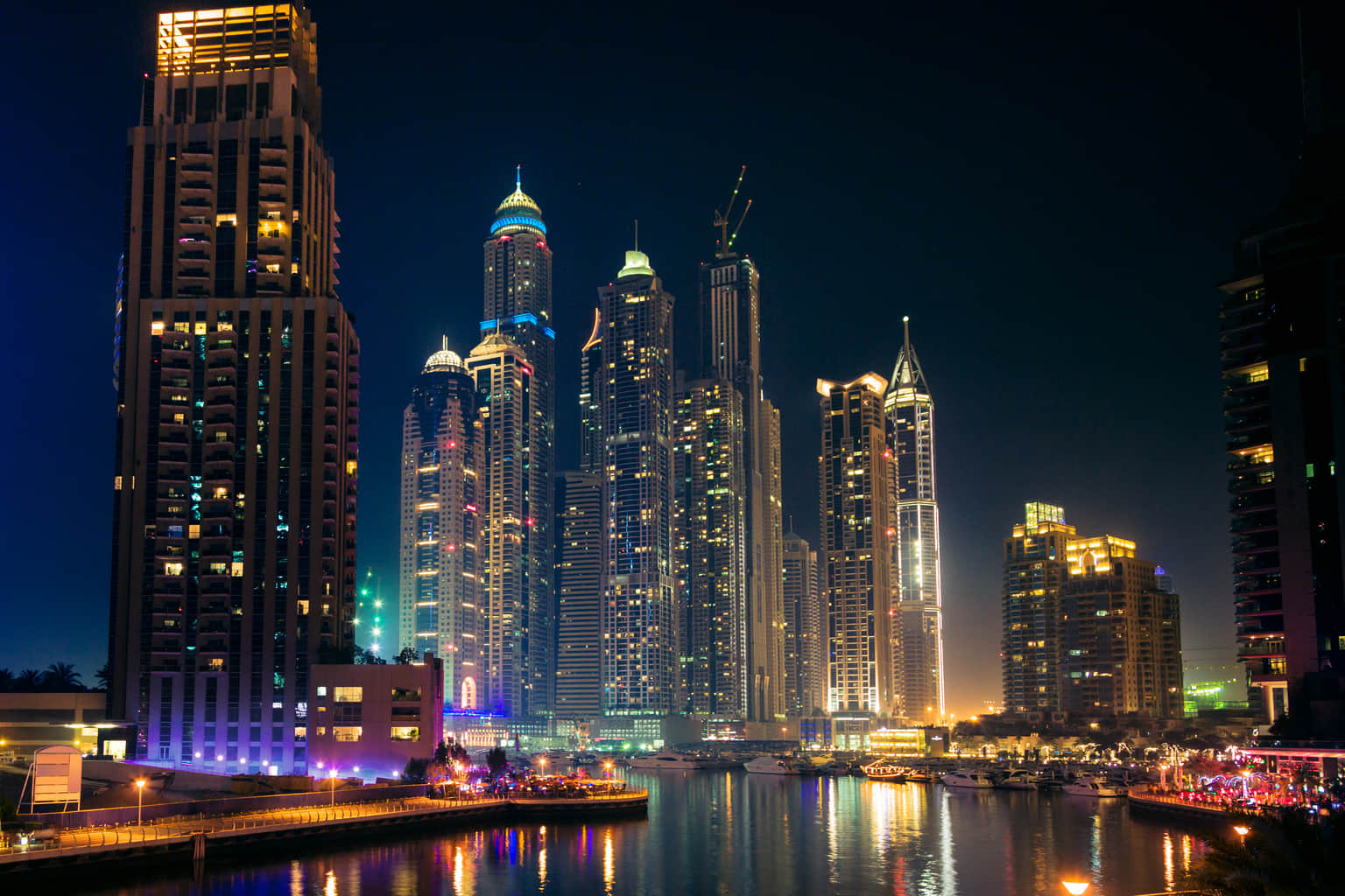 The stunning view of the luxurious Marina settlement