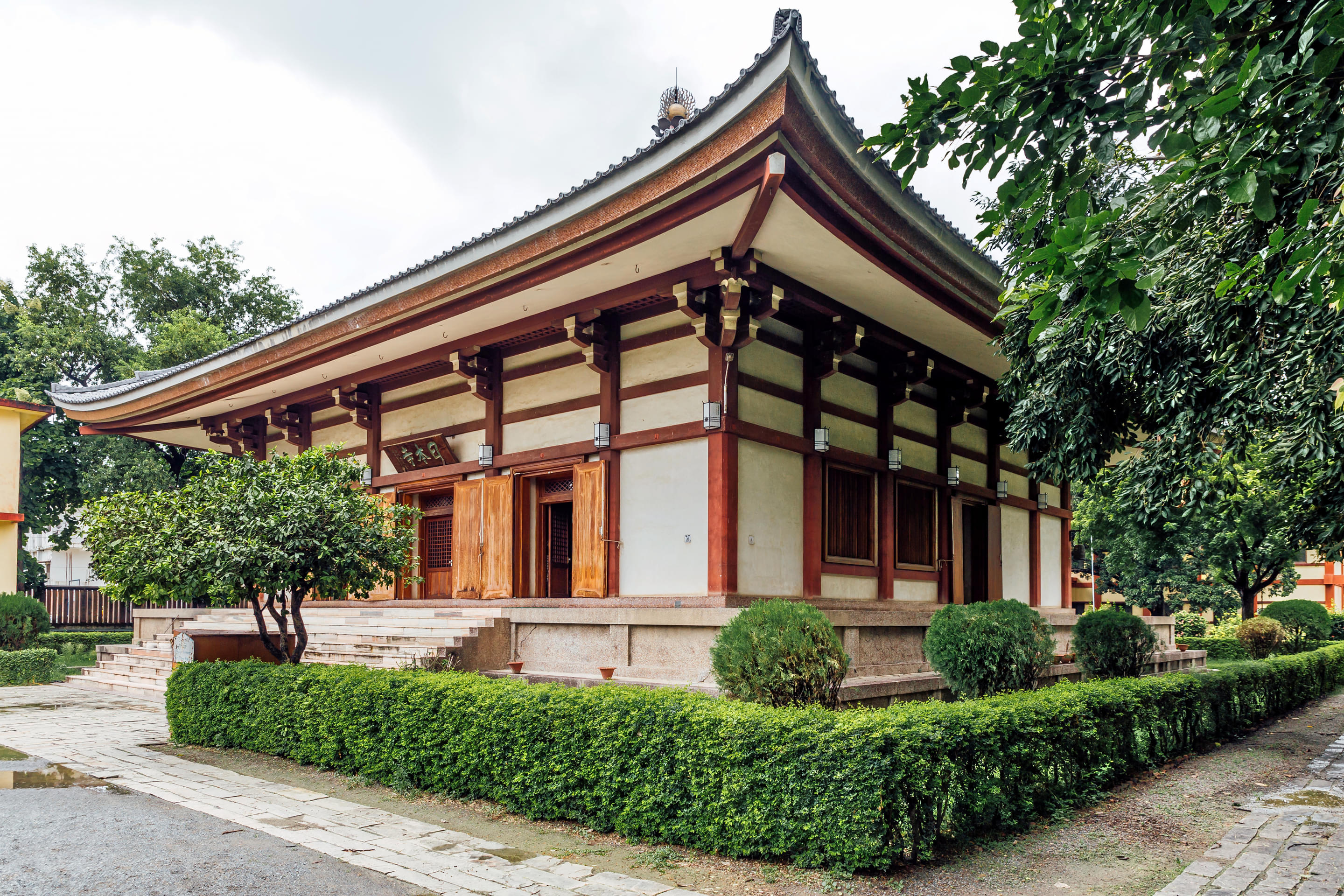 Indosan Nippon Japanese Temple, Bodh Gaya Overview