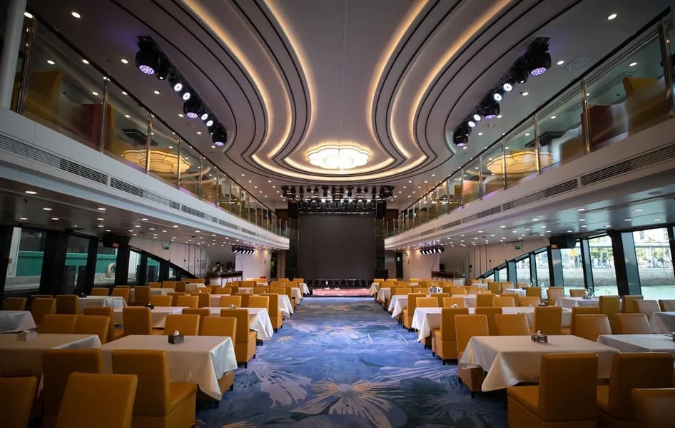 Oriental Pearl Harbour Cruise in Hong Kong Image