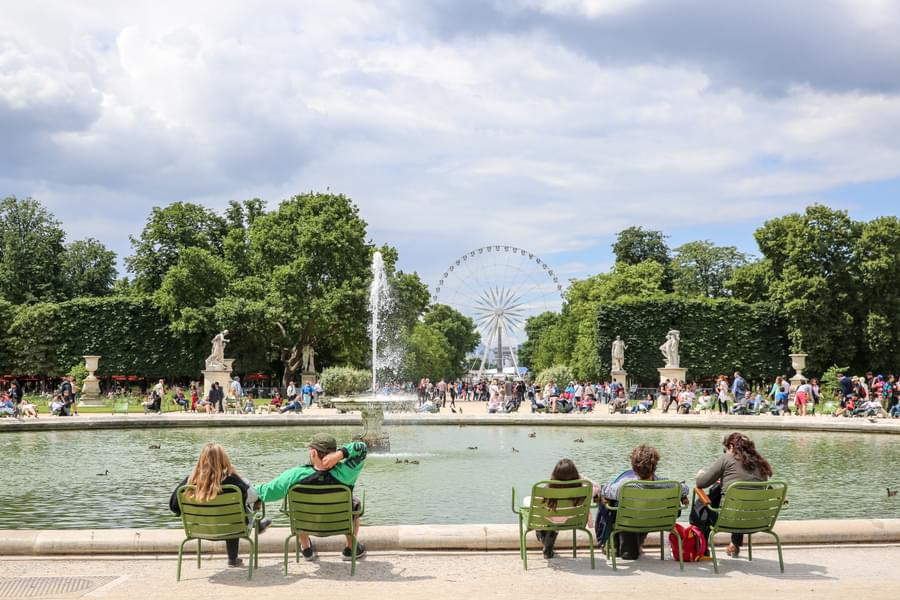 Explore the Tuileries Garden