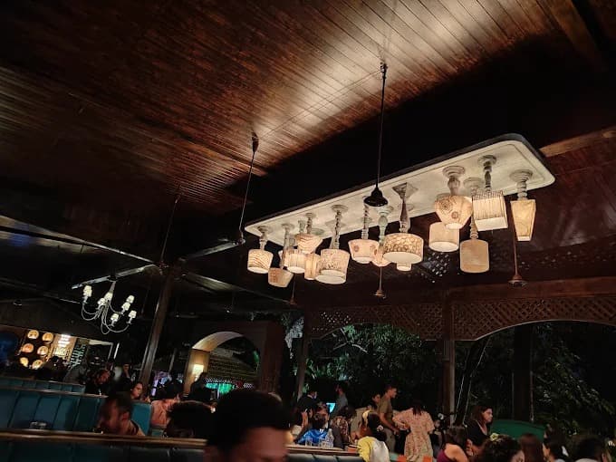 Enjoy Themed Nights and Events