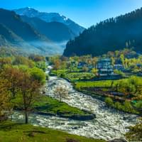 charistmatic-private-kashmir-family-tour-package