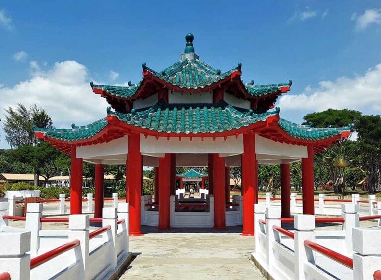 Take a visit to renowned Da Bogong Temple