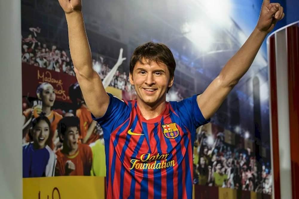 Admire the life-size wax figure of the great footballer Messi