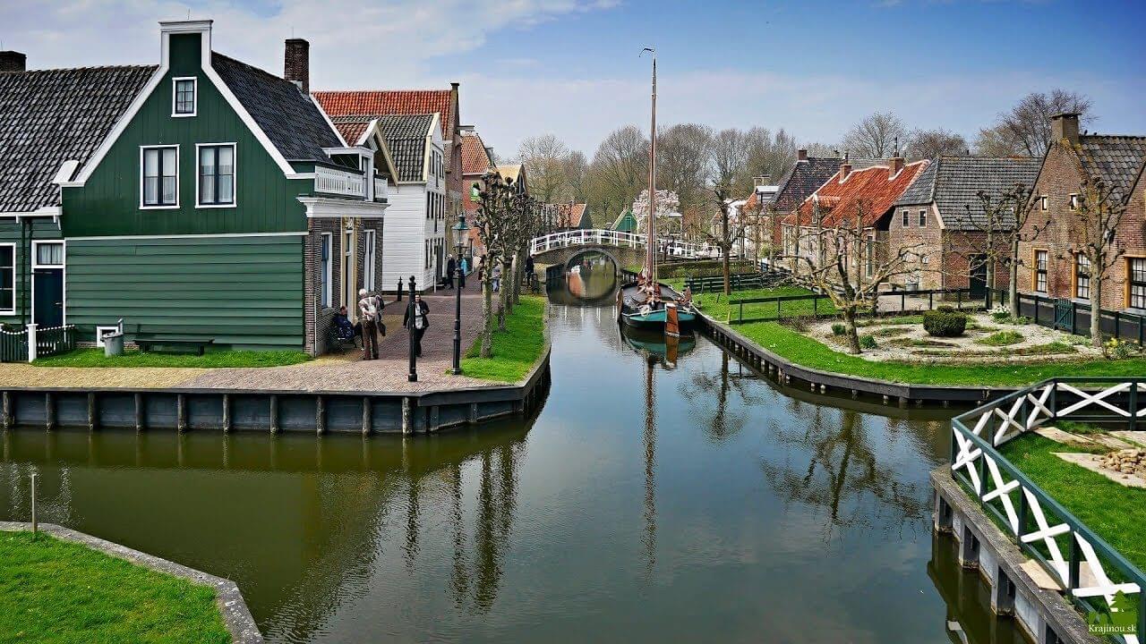 Visit Zuiderzeemuseum to see real open-air museum