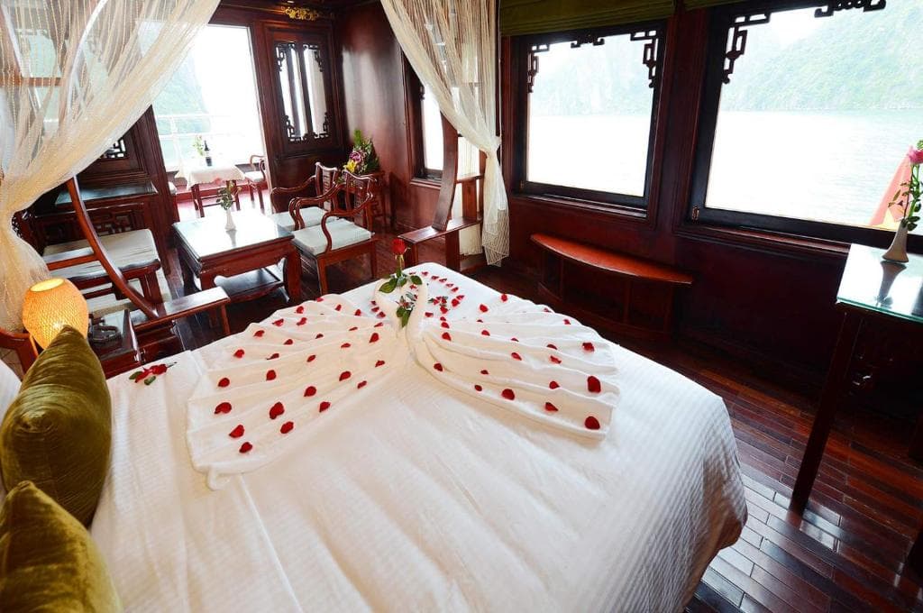 Halong Royal Palace Cruise