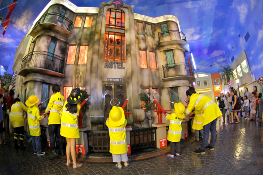 Fight with fires and defend the city of KidZania Bangkok