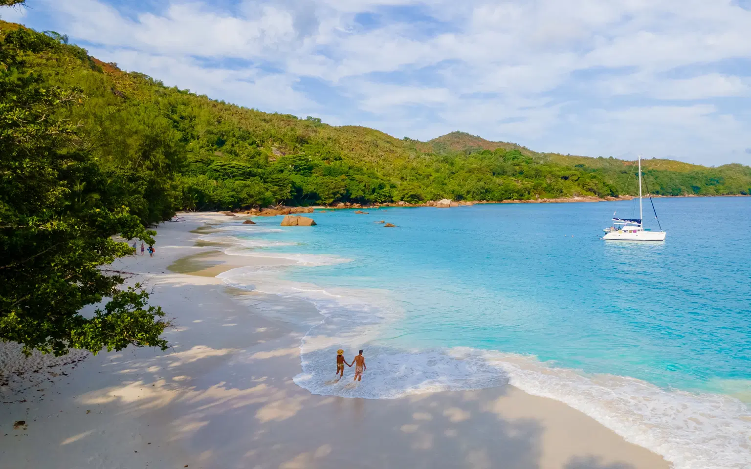 Resorts in Praslin