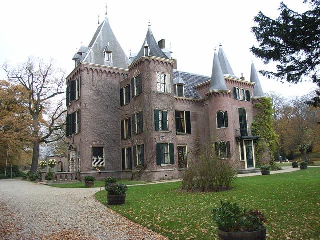 Best Time to Visit Keukenhof Castle