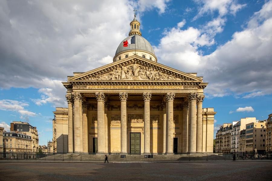 Pantheon Paris Exterior