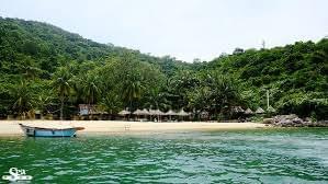 Bai Chong Beach Overview