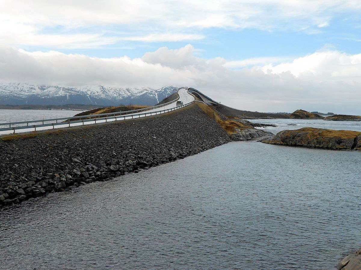 Drive the Atlanterhavsveien (The Atlantic Road)