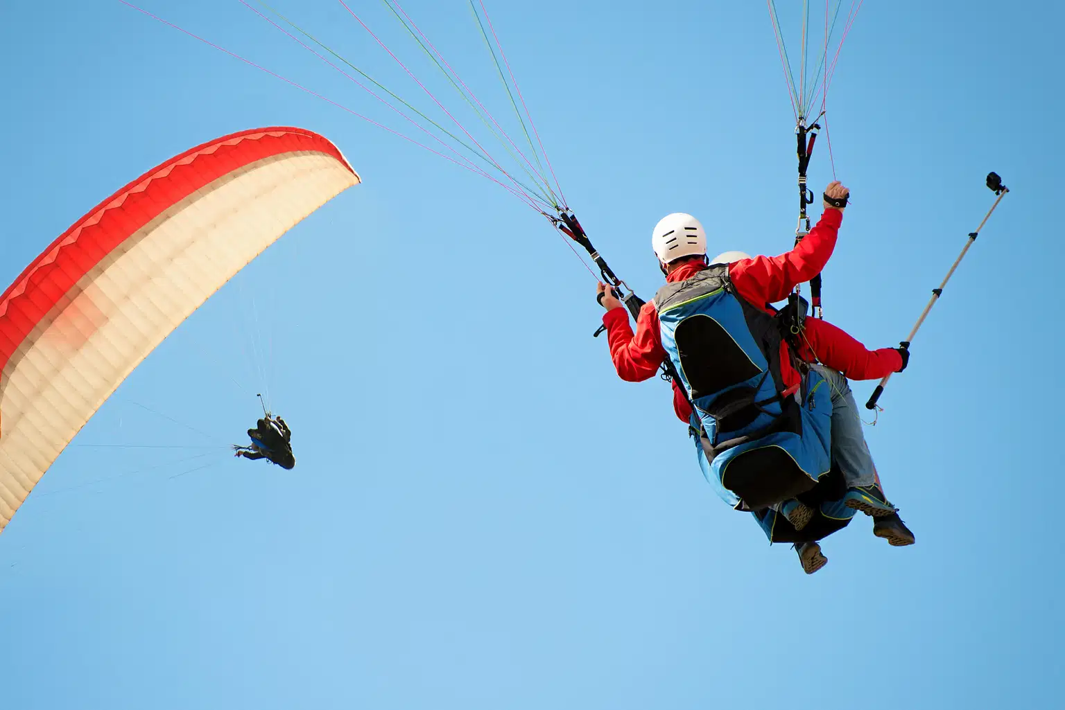 Paragliding in Bhimtal, Uttarakhand