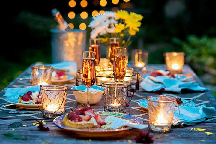 Candle Light Dinner in Pelling Image
