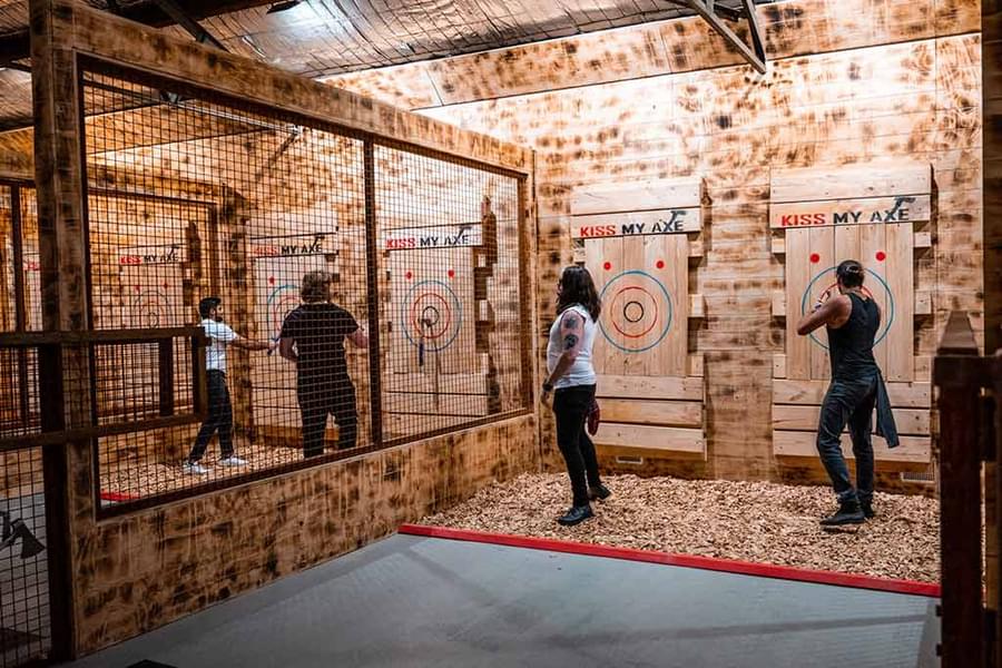 Axe Throwing in Sydney Image