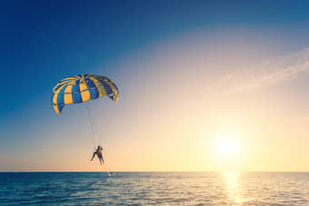 Parasailing in Havelock