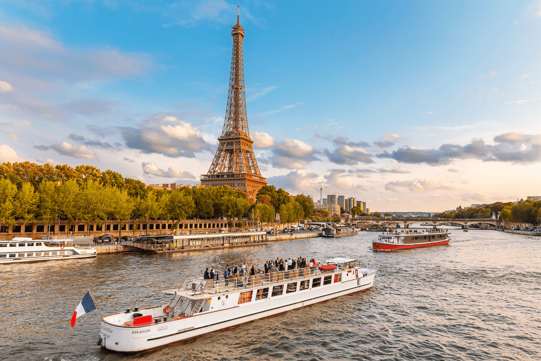 Eiffel Tower Dinner Tickets & Sightseeing Seine River Cruise