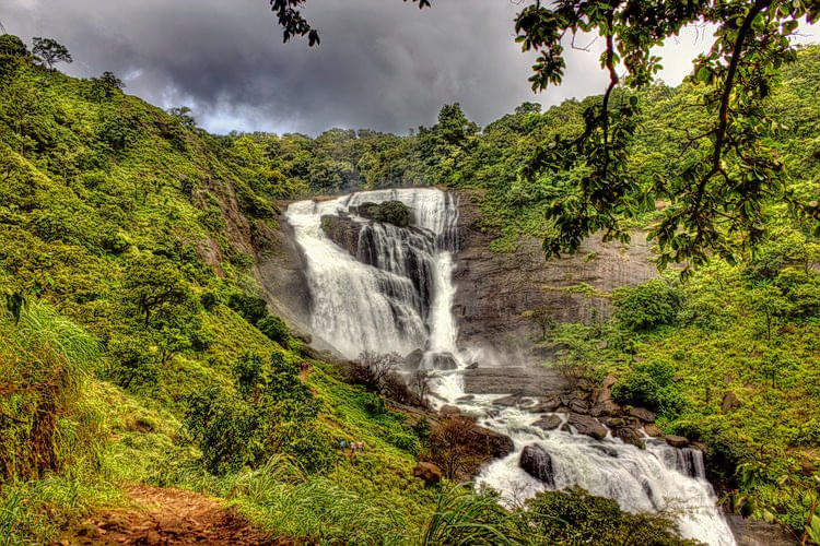 Murkannu Gudda And Hadlu Waterfalls Trek Image