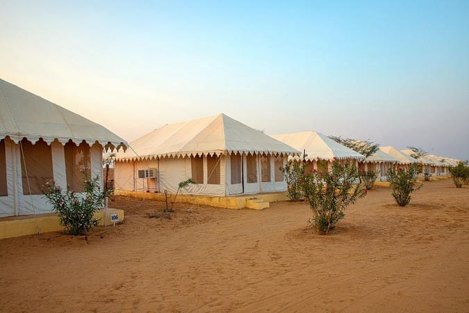 Front view of the campsite