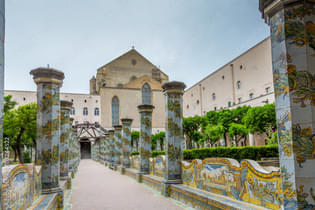 7jcmryyy7l2n09pgysn9y619niyt complesso%20monumentale%20di%20santa%20chiara%20italy3