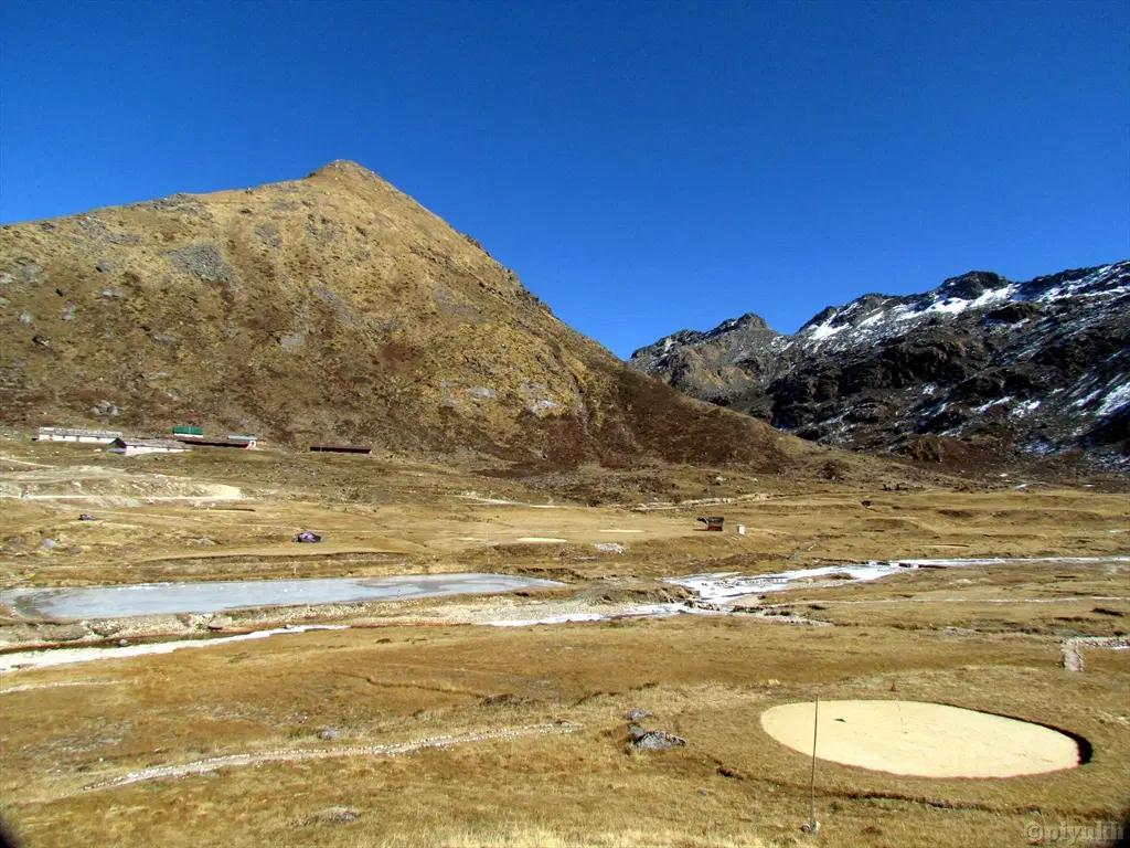 Yak Golf Course