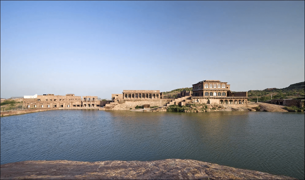 Kaylana Lake Overview