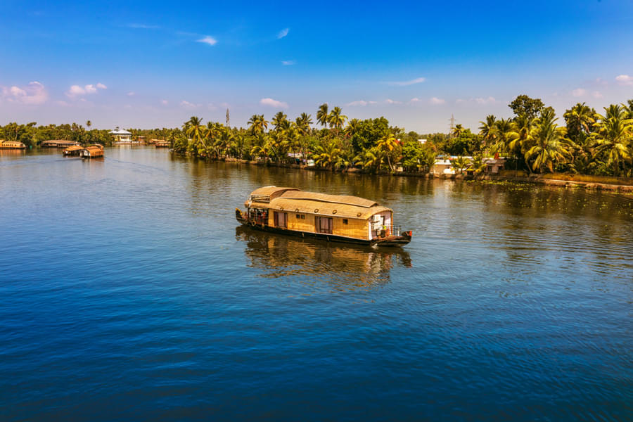 Kerala Solo Trip Package Image