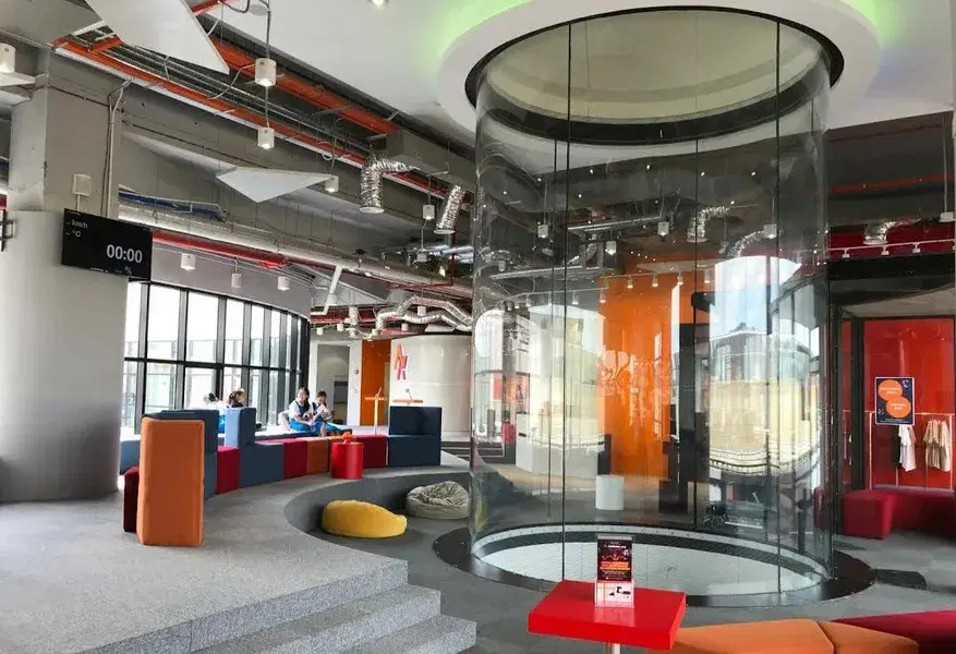 Windlab Indoor Skydiving
