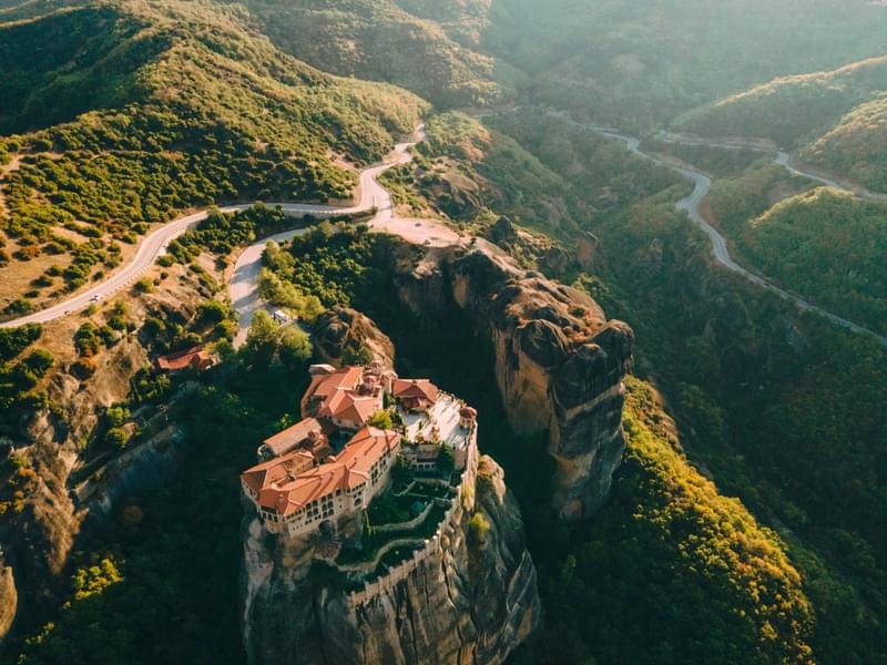 Private Meteora Day Trip from Athens by Train