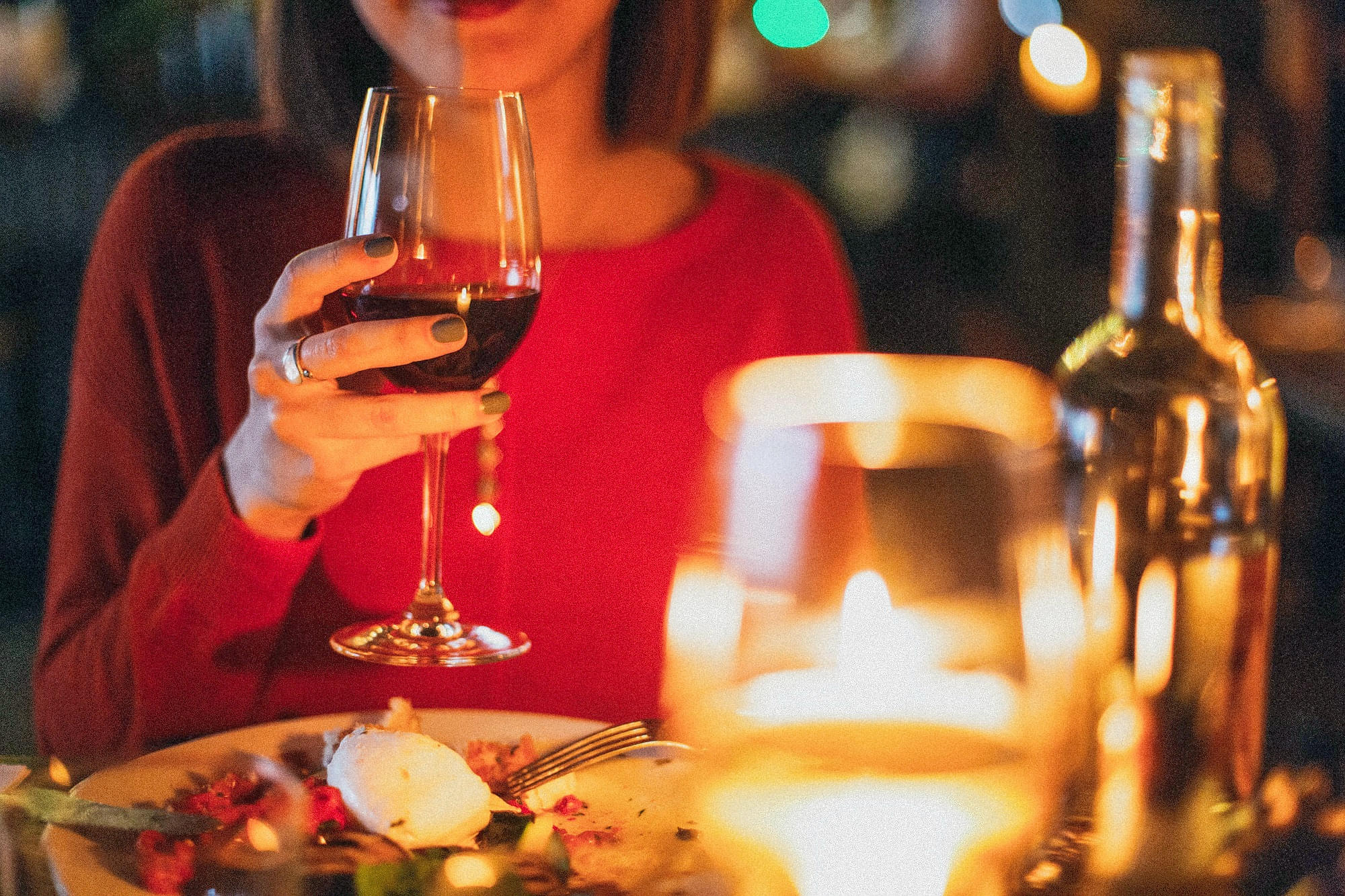 Private Candlelight Dining At Taj Vivanta Delhi