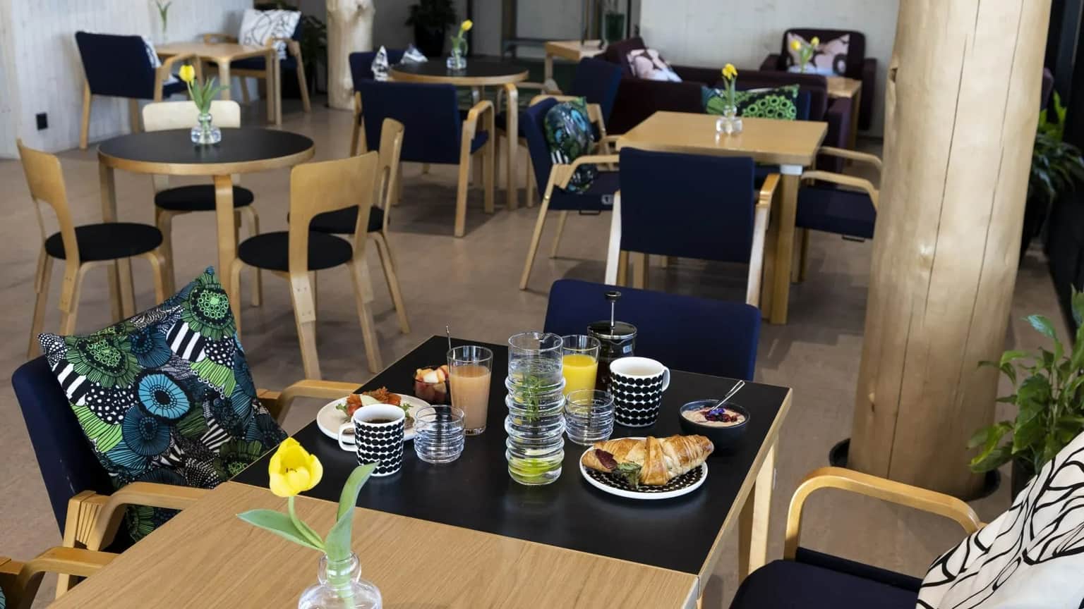 Taste delicious snacks at Finlandia cafe