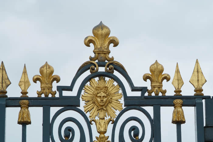 Place d'Armes and the Gate of Honor