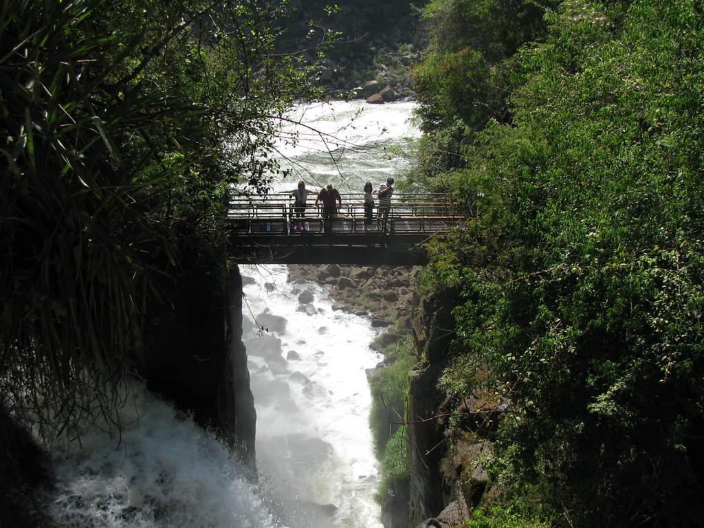 Salto Alvar Nunez Overview