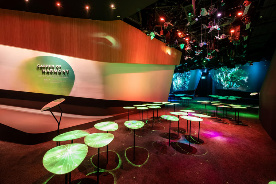 Sing and Dance at the Garden of Harmony in Changi Experience Studio