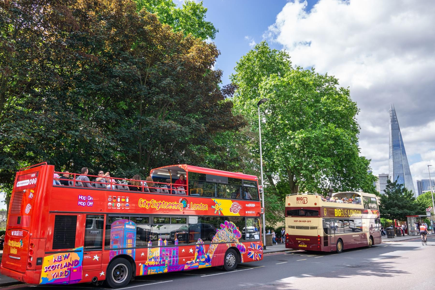 Hop On Hop Off London Cross Several Attractions of London