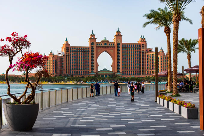 Shopping at Atlantis Dubai