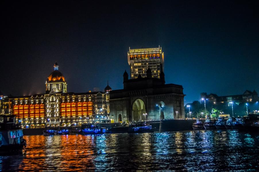 Romantic Dinner on a Private Yacht in Mumbai Image