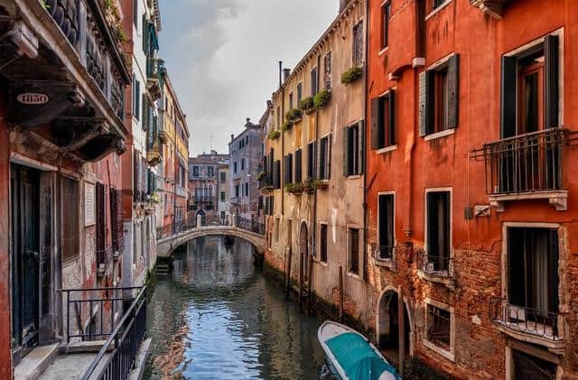 Visit Ponte dei Barcaroli