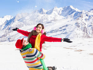 Couple in Kashmir Valley