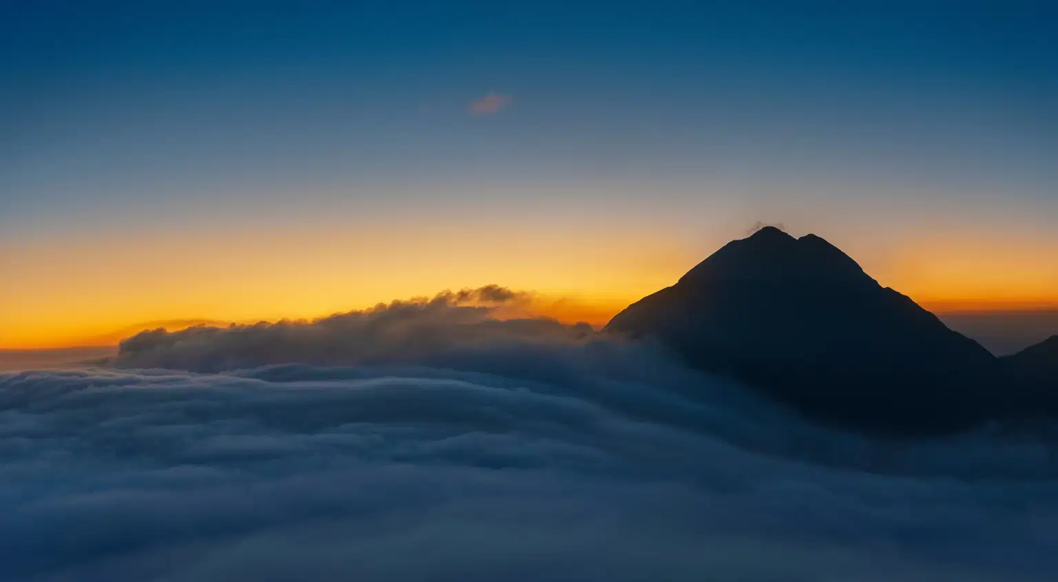 Lantau Peak Sunrise Hiking Tour Hong Kong