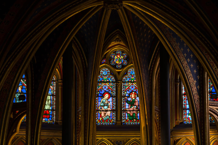 Admire the interiors of the chapel dedicated to the famous resident, Queen Marie Antoinette