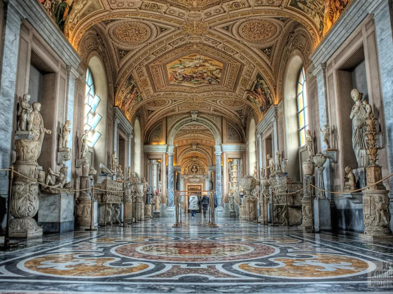 Vatican, Sistine Chapel and St Peters Basilica Tour, Rome