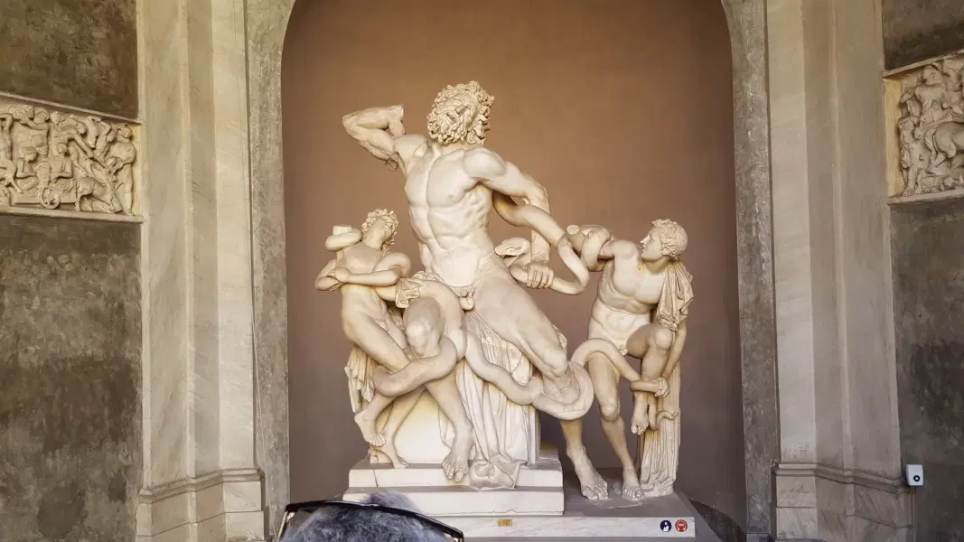 Vatican Museums, Sistine Chapel & St. Peter's Basilica Small Group Tour Image